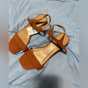 Size 7 sandals